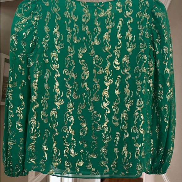 Lilly Pulitzer Green Graphic Long Sleeve Blouse - Picture 2 of 3